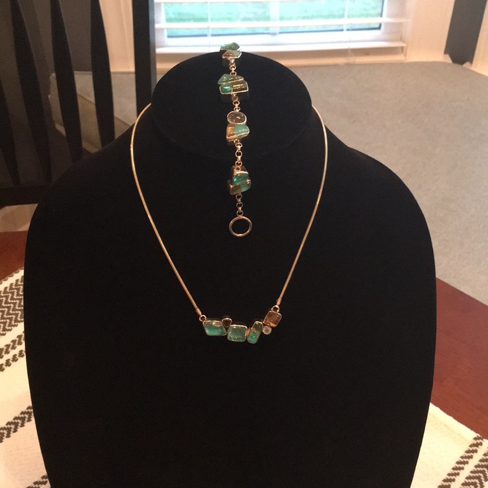 Handmade necklace and bracelet.